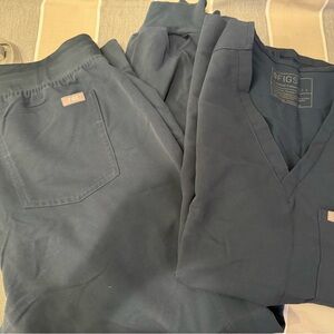 Fig scrubs top & bottom